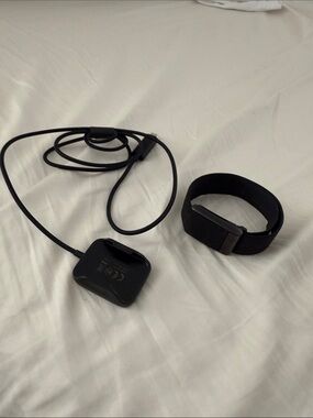 Black Men's Fitness Tracker Wristband with Charging Dock